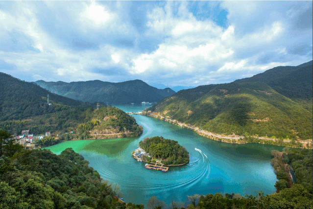 宁波周边免费旅游景点,宁波周边免费旅游景点大全一日游-第1张图片-豌豆旅游网